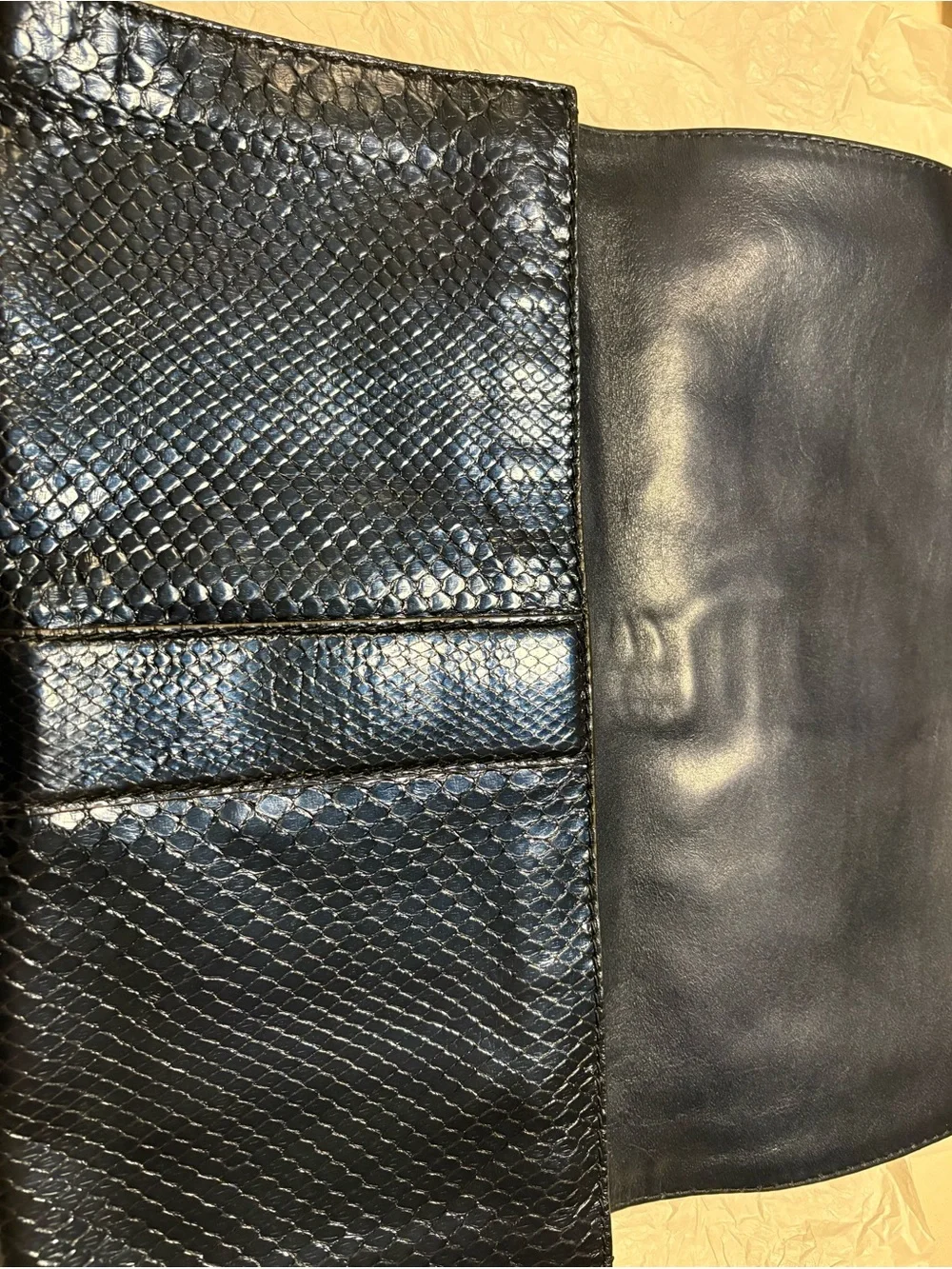 GUCCI unused elegant
